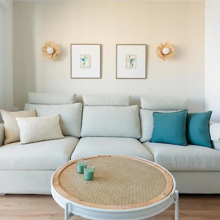 Wintowinrentals Private In Ocean House With Sea Views Lejlighed