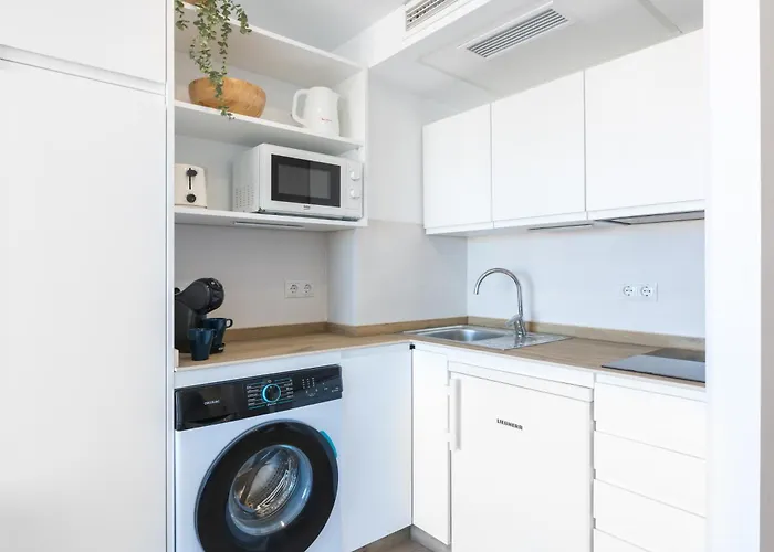 Wintowinrentals Private In Ocean House With Sea Views Lejlighed *